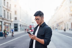 尼尔森IQ 2025中国零售渠道报告